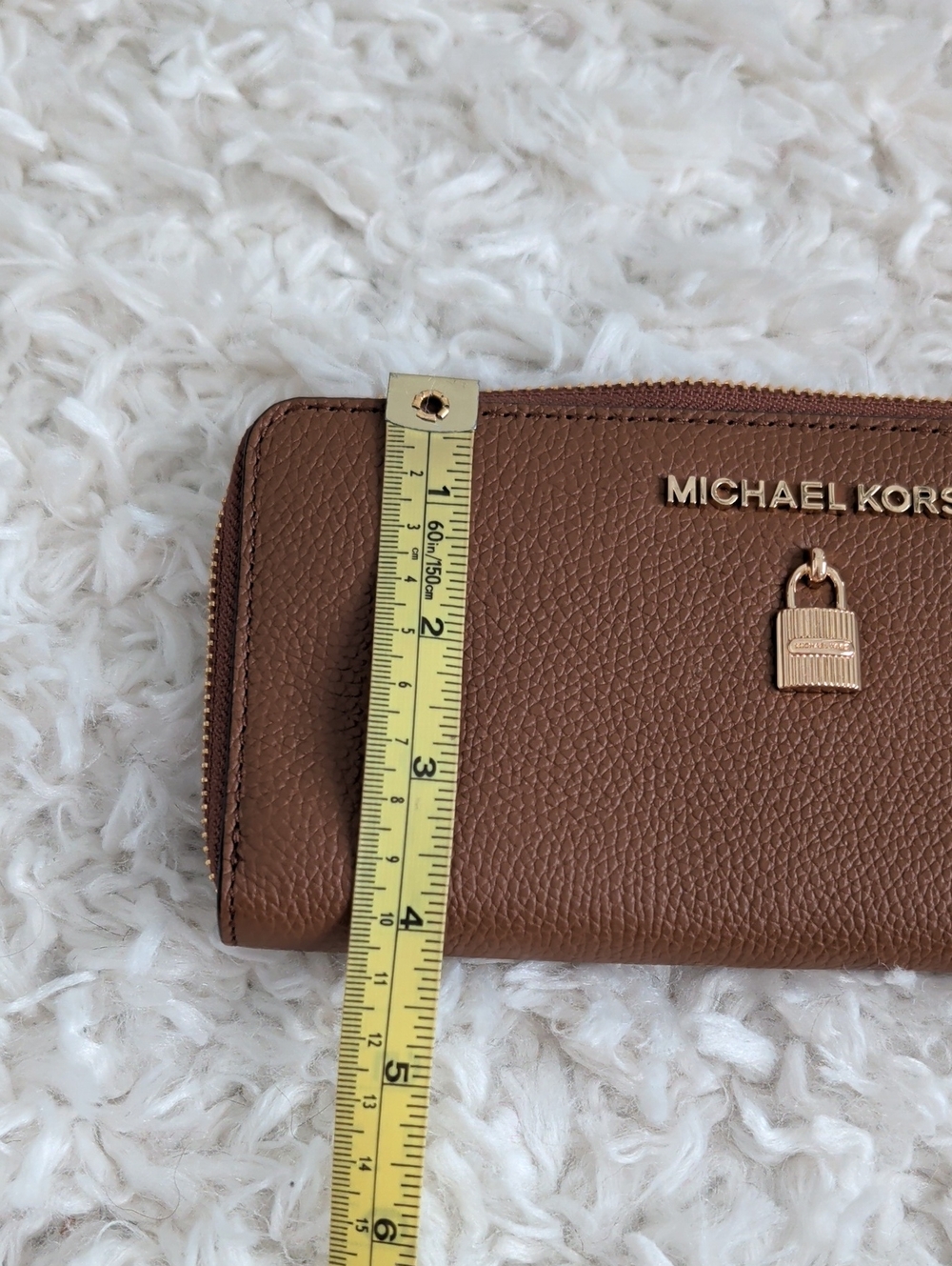 NWT Michael Kors Brown Leather Zip Around Wallet - Picture 8 of 9